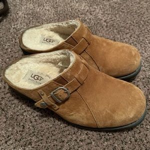 Ugg clogs - REPOSH